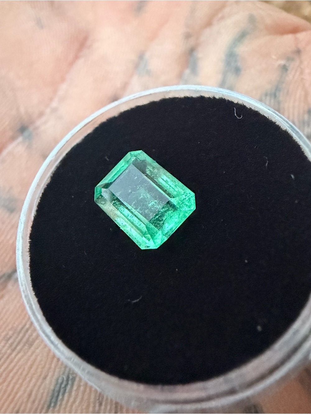 Natural Colombian Emerald 1.05 Ct Emerald Cut Loose Gemstone 7.7mm Green